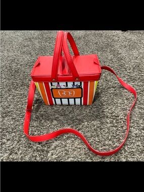Boxlunch Sanrio hello Kitty kawaii Mart shopping basket Crossbody